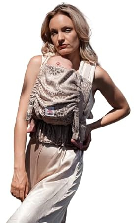 KOKADI Flip X Safari Eleni (Unisize) -Perfekte Kombi aus Fullbuckle und dem Tragen überkreuzt - Ab Geburt - 15 kg, handgefertigt, Ergonomische Babybauchtrage Rückentrage Tragetasche