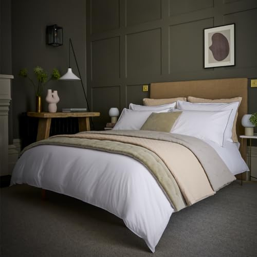 Christy Classic Cotton Percale Super King Duvet Set, White with Navy Blue Trim