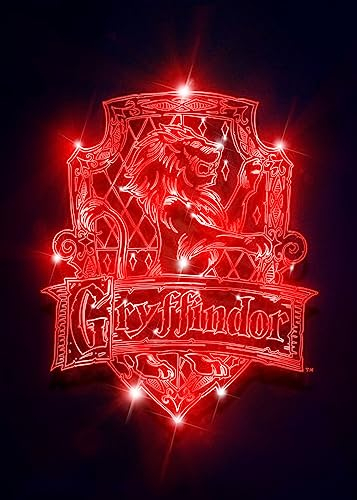 Displate Offiziell Harry Potter MetallPoster Magnetische Befestigung Inklusive Lizenziert Bilder Hochwertiges Poster Neon House Crests - Gryffindor Neon Crest 45 cm x 32 cm