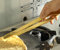 KLEO Pinze in ottone per cucina per friggere - Chimta per uso cucina, strumento Roti Chapati per sala da pranzo, utensili in ottone, antiche Desi Peetal Chimta Pakad per Rasoi