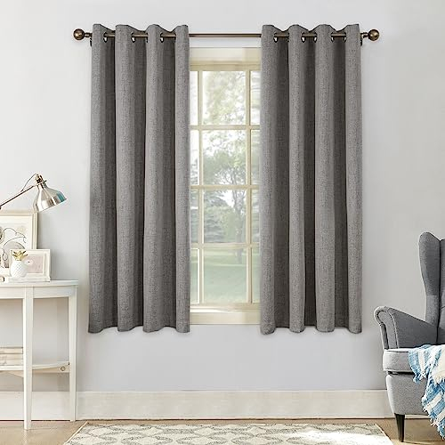 CUCRAF Vorhang Blickdicht Gardinen mit Ösen Hellgrau - 100% Verdunklungsvorhang Ösenschal Vorhänge 2er Set H137xB117cm Deko Ösenschal Thermo Vorhänge für Wohnzimmer Kinderzimmer Schlafzimmer