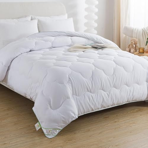 SUFUEE Luxuriöse Lyocell-Bettdecke, 4,5 Tog, Bio-Basis, Eukalyptus-Lyocell-Mischgewebe, daunenähnliche Steppdecke mit 230T weicher Stoffhülle, Einzelgröße (135 x 200 cm)