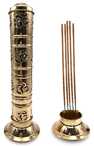 Quemador de Incienso (incensario) símbolo Om rústico en Latón Dorado - 27 cm de Alto, Base 8 cm y Tapa 5 cm - Peso 155 g. Soporte Incienso Puede Contener hasta 5 barritas de Incienso.