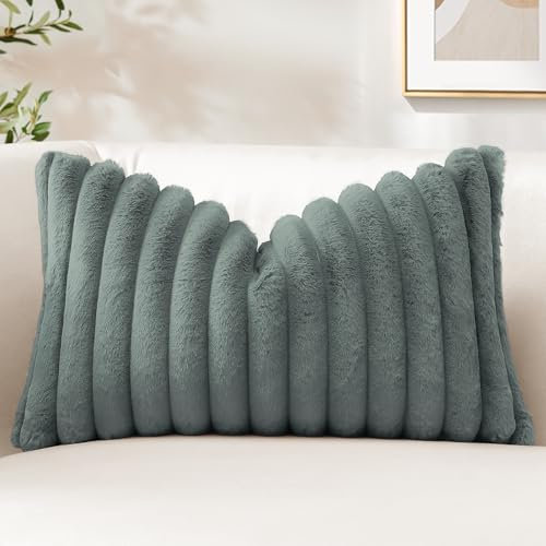 Sungeek 1 Stück Plüsch Samt Kissenbezug, Kunstpelz Weich Kissenbezüge Sofakissen Dekokissen Deko Zierkissenbezüge Flauschig Kissenhülle für Schlafzimmer Wohnzimmer (40x60cm, Grau)