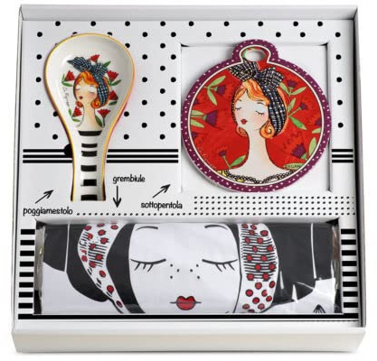 Set di Egandella Collezione Le Pupazze. Oggetto Realizzato in 100% Cotone - Ceramica smaltatadi Colore Multicolor. La referenza è: 214035