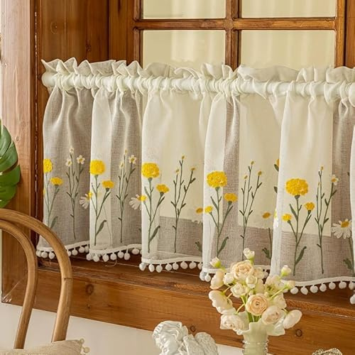 Devola Scheibengardine Blumen Bestickt HxB 60x150cm Cremefarbe 1 Stück | Kurzgardine mit Pompons Bistrogardine Halbtransparent, Landhausstil Fensterdeko Gardine für Küche, Bad, Wohnzimmer