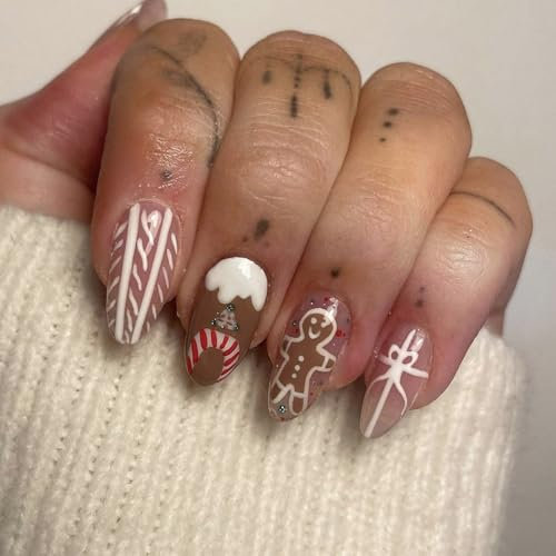 Ceboic 24 Pièces Faux Ongles Amande Moyens Nude Ongles à Coller Bonbons et Nœuds Motif Ongles Acrylique Mignon Arbre de Noël Bonhomme de Neige French Press on Nails pour Femmes et Filles Nail Art