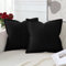 Artscope 2er Set Kordsamt Kissenbezüge Samtkissen Weich Dekokissen Dekorativ Kissenbezug Modern Kissenhülle Umwickelte Kante Sofakissen für Wohnzimmer Schlafzimmer Schwarz, 60x60cm