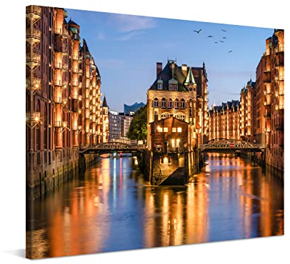 PICANOVA – Premium Leinwanddruck – Leinwandbild Hamburg Speicherstadt Panorama 100x75cm – Kunstdruck Auf 2cm Holz-Keilrahmen Für Schlaf- Und Wohnzimmer – Kollektion Deutschland