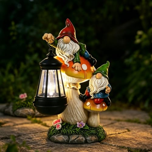 Ovewios Statue de nain de jardin Grande figurine de nain amusant grimpant sur un champignon et tenant une lanterne solaire LED Décoration en résine pour terrasse, cour, pelouse, porche