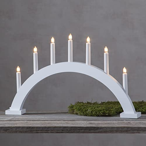 Fensterleuchter Trapp von Star Trading, Kerzenständer mit 7 Glühbirnen E10 warmweiß, Weihnachtsdeko aus Holz in Weiß, Kabelschalter, Länge: 57 cm