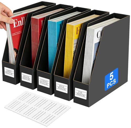 Porte-Revues A4, Lot de 5 Classeur Debout en Carton, Porte Revue Bureau, Fabriqué en Papier Kraft Noir 5 Couches, avec Plaques de Soutien et étiquettes, pour Ranger Magazines, Docs et Organiser Bureau