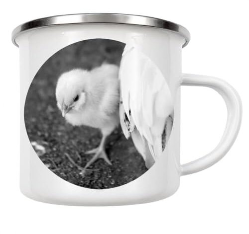 artboxONE Emaille Tasse Flauschiges Baby Küken mit Mama von Wundertüte - Emaille Becher Natur