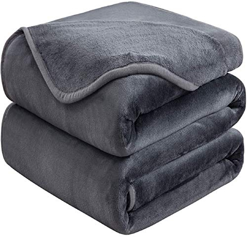 HOZY Kuscheldecke 150x200cm Dunkel Grau, Fleece Decke Sofa Decke, Warme Bettdecke Fleecedecke Couch Decken Flauschige Decke, Tagesdecke Sofaüberwurf Hundedecke Sofadecke Couchdecke flauschig