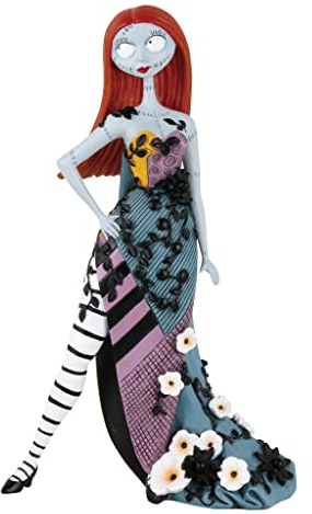 Enesco Disney Showcase The Nightmare Before Christmas Sally in Gown Botanische Figur, 18 cm, Mehrfarbig