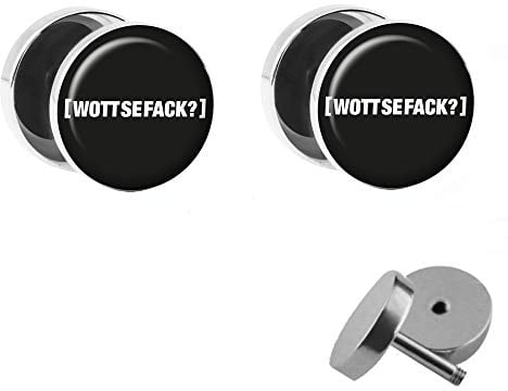 Treuheld® | Set - [WOTTSEFACK?] - 2 Ohrstecker zum Schrauben mit What The Fuck? Spruch - SCHWARZ-WEIßE Fake-Plugs mit Hipster Schriftzug - Ø 10mm - Ohr-Ringe Fakeplug - Silber Ohrring in Schwarz-Weiß