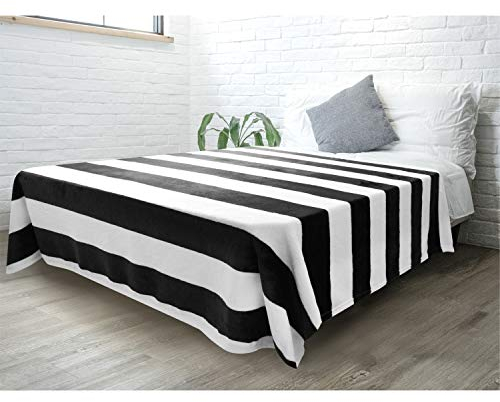 PAVILIA Gestreifte Überwurfdecke für Sofa, Couch, Bett, weiches Flanell-Fleece, gestreift, schwarz-weiß, dekorativer Überwurf, warme, gemütliche, leichte Mikrofaser, 152,4 x 203,2 cm