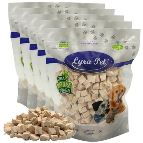 Lyra Pet® 1 kg (5 x 200 g) Hühnerbrustwürfel gefriergetrocknet Hund & Katze | Snack für Hunde & Katzen - Getreidefreies & fettarmes Leckerli - Auch für Kitten, Welpen & Senioren - Proteinreiches Futter