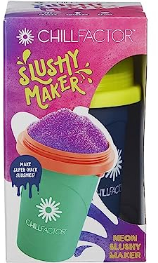 BANDAI– CHILLFACTOR CO07723 Color Azul Oscuro – Juguete de Cocina - Máquina para Hacer Granizados con Vaso Reutilizable y Pajita, Juguete Familiar. Perfecto para Regalos.