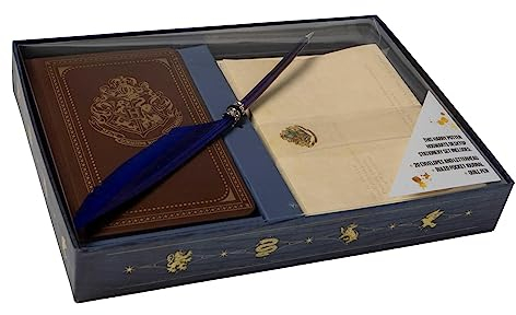 Harry Potter: Hogwarts School of Witchcraft and Wizardry Desktop Stationary Set