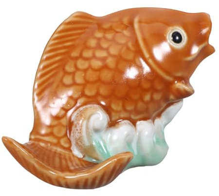 Zerodeko Statua Decorativa Per Laghetti Pesce Koi in Porcellana Ornamento Da Giardino Ugello Spruzzatore Liquido Scultura Da Giardino Per Cortili e Fontane