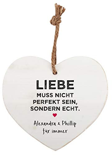 Herz & Heim® Deko Herz zum Hinhängen Weiß Holz mit Personalisierung für Liebende zum Valentinstag Echte Liebe