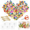 SHENSAIGO 100 mollette in legno a forma di cuore, piccole mollette colorate in legno, mini mollette da bucato con filo di iuta da 30 m, 6 ganci autoadesivi, 3,5 cm, piccole mollette per foto