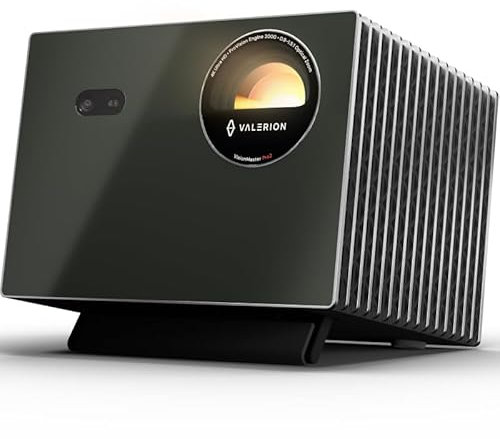 Valerion VisionMaster Pro2 Triple Laser 4K Beamer, 3000 ISO Lumen, HDR10+, IMAX Enhanced, Dolby Vision, 4ms Lagfreies Gaming, 15000:1 Kontrast, 0.9-1.5X Optischer Zoom, Netflix/Google TV