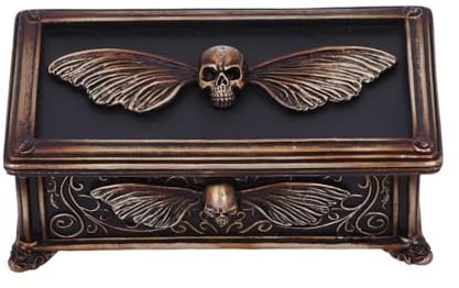 Nemesis Now Schmuckkästchen mit Totenkopf-Motiv und Motten-Design, antikes Bronze-Finish, Gothic-Harz-Schmuckkästchen für Heimdekoration
