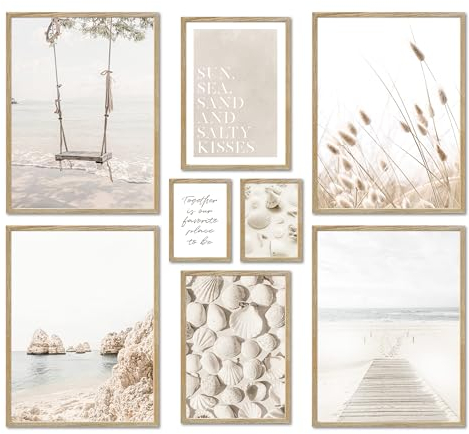 ARTFAVES® Poster Set - DREAMY BEACH - mehrteilige Wanddeko Wohnzimmer & Schlafzimmer - 8 moderne Wandbilder Strand, beige, Meer, Pampasgras, Muscheln - mit Rahmen Eiche