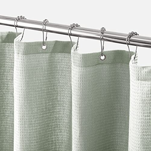 mDesign Duschvorhang – weicher Duschvorhang für Badewanne und Dusche – pflegeleichter Badvorhang mit Waffelmuster – grün