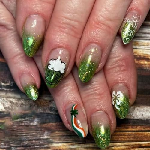 Lot de 24 faux ongles faciles à appliquer avec trèfle vert lumineux et trèfle porte-bonheur pour les célébrations de la Saint-Patrick. Offre un motif trèfle agréable pour les fêtes