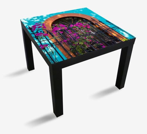 Wallario Möbelfolie selbstklebend/Aufkleber, Tischfolie geeignet für IKEA Lack Tisch - Möbeldeko Pinke Blumen vor türkisfarbener Fassade in 55 x 55 cm
