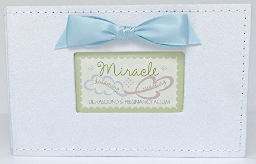 The Grandparent Gift Co. Miracle Ultraschall/Sonogramm/Schwangerschafts-Fotoalbum, 5 x 7 Zoll, Weiß und Blau, für bis zu 32 Bilder