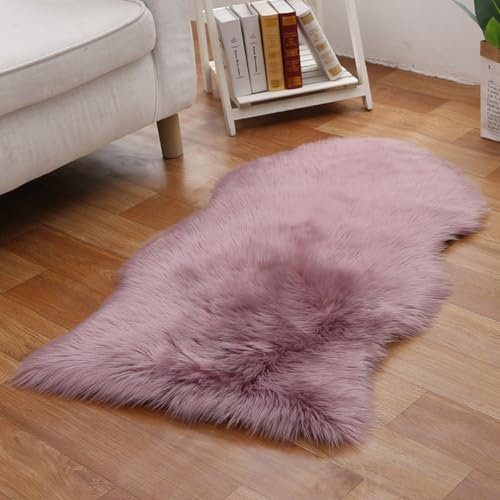 Tomifine Faux Tappetto di Pelle di Pecora Tappeti, Imitazione Lana Tappeti Salotto Moderni Shaggy Decorativo In Lana Scendiletto Lungo Tappeto Per La Camera Da Letto (50 x 80 cm,Viola Chiaro)