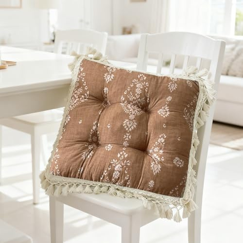 MIUUIPI Bohemian Sitzkissen mit Quasten, 43 x 43×8 cm Stuhlkissen, Kissen für Gartenstühle, Dekoratives Sitzpolster für Innen & Außen, Stuhlauflage für Esszimmer, Wohnzimmer, Studierzimmer (Braun)