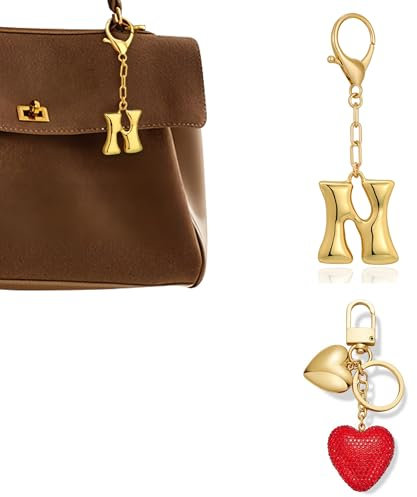 HolidayQbee Schlüsselanhänger Taschenanhänger mit Gold Buchstabe N und Rotes Herz, Elegantes Taschen Charm, Antiallergisch und Langlebig, Accessoire für Tasche oder Schlüssel, Geschenkidee für Sie