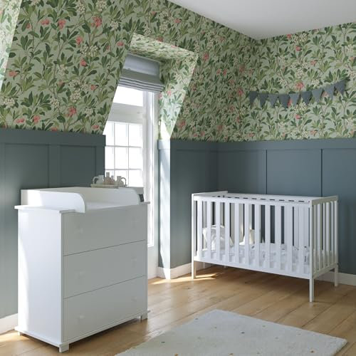 ZEE - Babybett 60x120 - Kinderbett Mitwachsend - Set mit Wickelkommode, Wickelaufsatz, Rausfallschutz, 2 herausnehmbare Sprossen - 3-Fach verstellbare Liegefläche - Bambi Weiß
