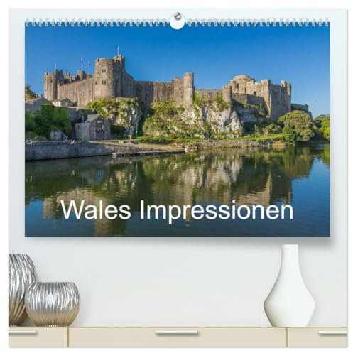 Wales Impressionen (hochwertiger Premium Wandkalender 2026 DIN A2 quer), Kunstdruck in Hochglanz: Entdecken Sie die Geschichte hinter hohen Hecken. (CALVENDO Orte)