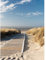 Steg Fototapete hellblau beige | Badezimmer und Schlafzimmer Fototapete mit Weg zum Strand | 3D Bildtapete mit Meer Motiv aus Vlies