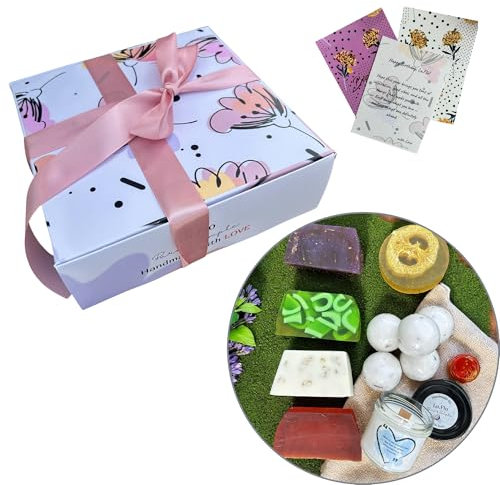 Lu.Flo Coffret Cadeau Bien-Être – Bougie Parfumée avec Mèche en Bois, 5 Bombes de Bain Bio aux Pétales de Rose, 5 Savons Naturels – Fait Main – Avec Carte de Vœux Personnalisée – Idée Cadeau Femme