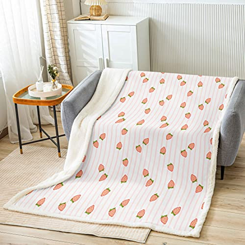 Loussiesd Erdbeere Flanell Fleecedecke 150x200cm Netter Erdbeere-Druck Wohndecke für Jungen Mädchen Cartoon Obst Streifen Kuscheldecke Orange Room Dekor Decke