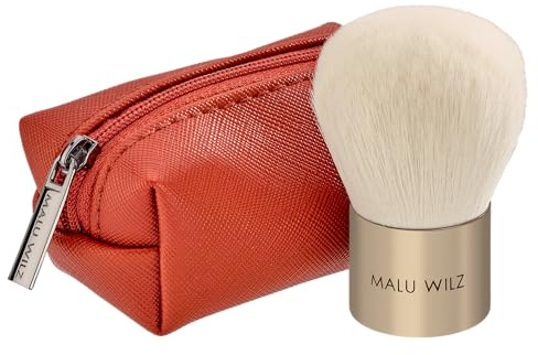 MALU WILZ TOUCH UP BRONZING BRUSH im Täschchen | Kabuki Brush für Bronzer & Puder | Reise-Puderpinsel mit Zip-Tasche | Ultra-weiche Kunstfasern, kompakte Kuppelform | Ideal für unterwegs