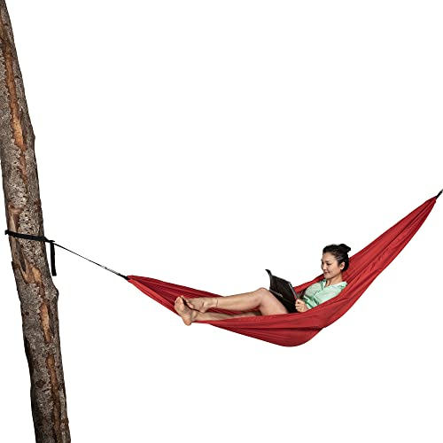 Tatonka Hammock Single - Superleichte Outdoor-Hängematte für 1 Person - Inklusive Befestigungsset (2X Gurtbänder / 2X Karabiner) - Belastbar bis 100 kg - 290 x 150 cm - red