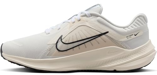 Nike Damen WMNS Quest 5 Laufschuhe, Sail/Black-Coconut Milk-White, 39 EU