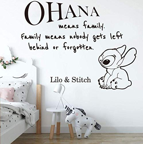 Wandaufkleber Cartoon Ohana Lilo Und Stich Zitat Wandaufkleber Kinderzimmer Kinderzimmer Große Anime Familie Liebe Zitat Wandtattoo Spielzimmer Vinyl Dekor 56X43Cm