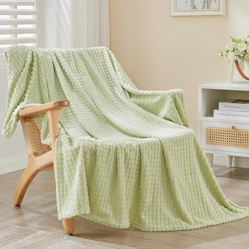 EMME Kuscheldecke Flauschige - 3D-Touch-Erlebnis 150x200cm Fleecedecke, Weiche Warme Wolldecke Überwurfdecke, Couchdecke, Decke für Sofa, Tagesdecke, Wohndecke, Avocado Grün