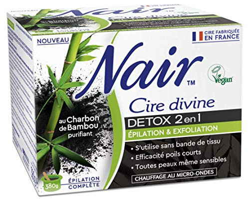 NAIR - Cire Divine Detox 2-en-1 Spécial Corps, Épile & Exfolie la Peau, à l'Extrait de Charbon de Bambou, Se Retire Sans Bandes, Pot de 380g + 2 Lingettes Finition Parfaite