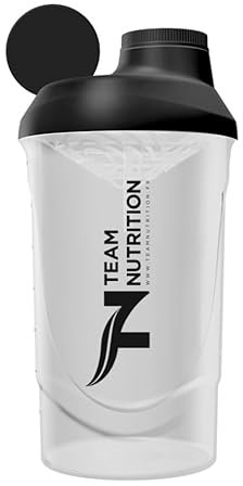 Shaker Protéine 600ml Team Nutrition | Grille Anti-Grumeaux | Sans BPA, Résistant & Anti-Fuites | Idéal Shakes, BCAA, Boissons Pré-Workout | Shaker Gradué & Compatible Lave-Vaisselle (Transparent)