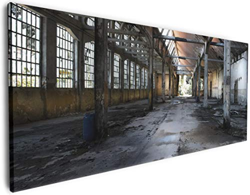 Wallario XXXL Riesen- Leinwandbild Alte Industriehalle leerstehend und einsam - Wandbild 80 x 200 cm Brillante lichtechte Farben, hochauflösend, verzugsfrei, Kunstdruck